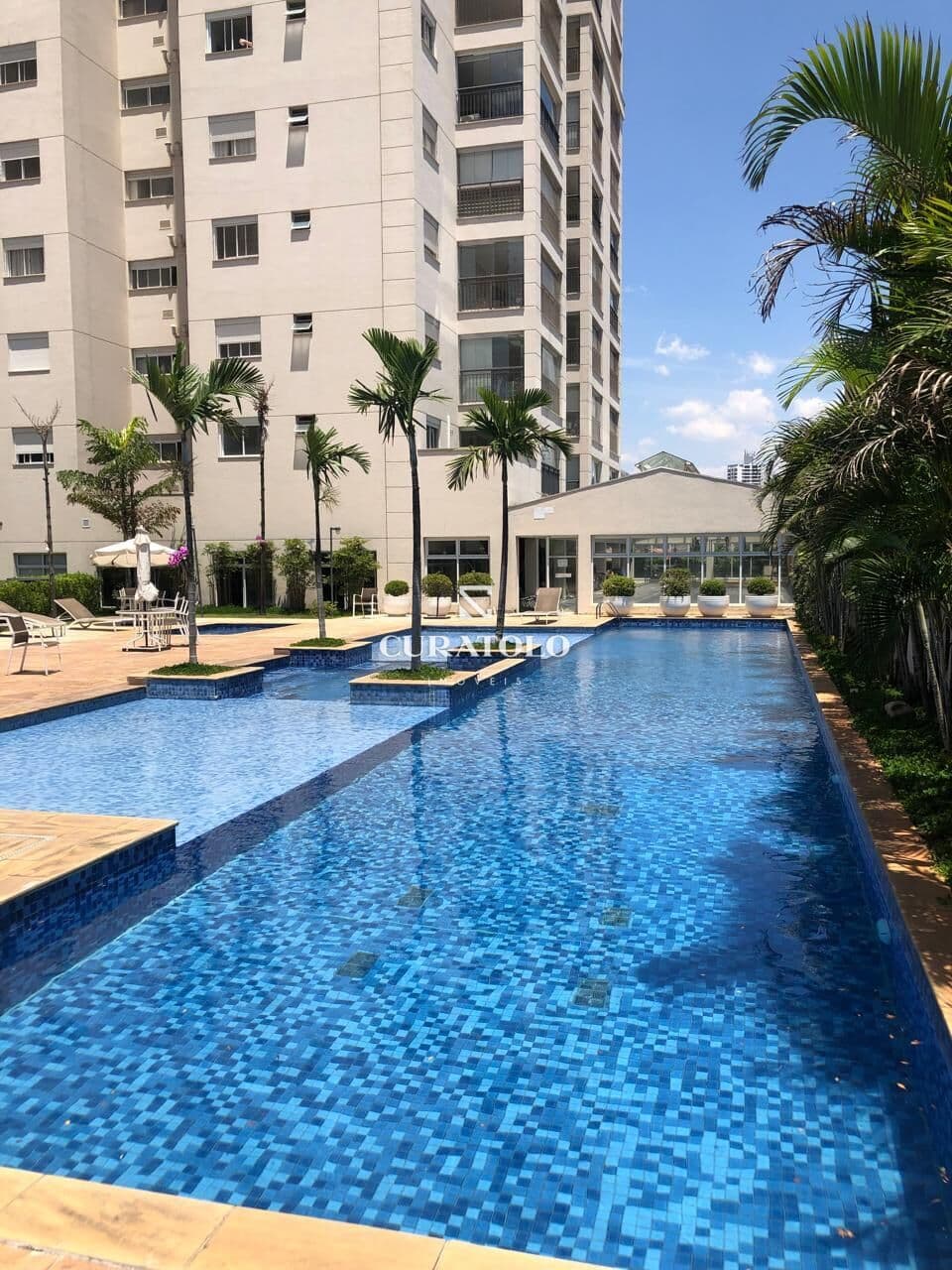 Apartamento à venda com 97 m², 3 quartos, varanda gourmet e 2 vagas, Vila Romana, São Paulo.