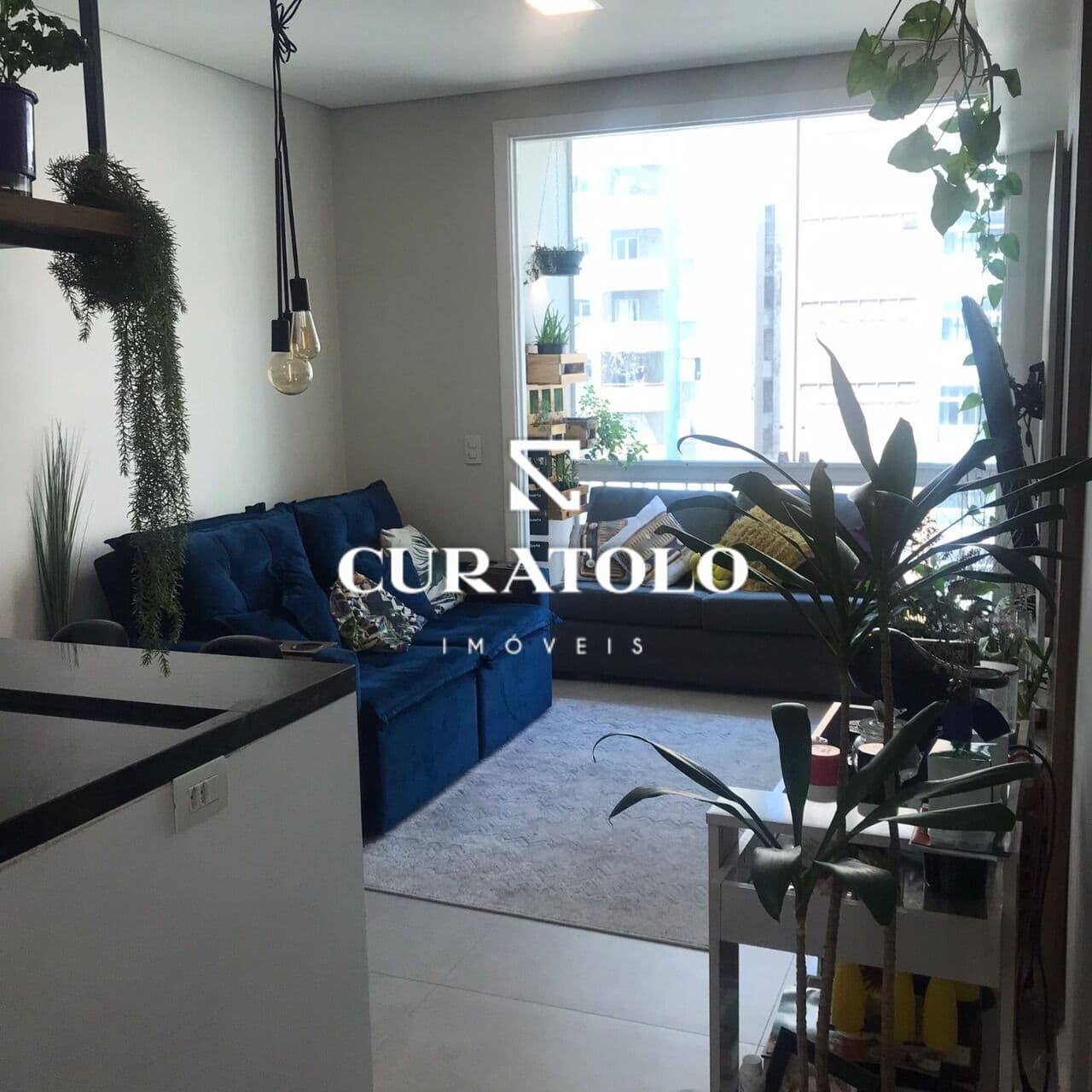 ÓTIMA OPORTUNIDADE APARTAMENTO À VENDA, COM 2 DORMITÓRIOS NO COND. EDIFÍCIO DOS ESTADOS - BELA VISTA