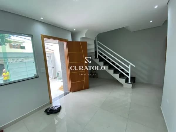 Casa sobrado à venda com 2 quartos e 1 vaga na Vila Curuçá, Santo André