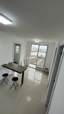 Apartamento à venda com 36 m², 2 quartos e varanda, Mooca, em São Paulo.