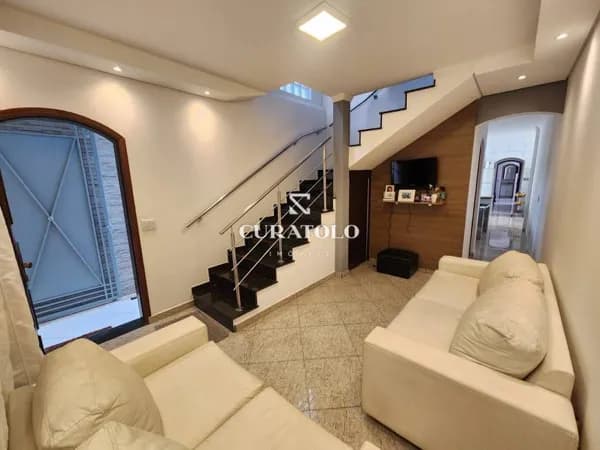 Casa Sobrado à venda na Cidade Patriarca, com 4 quartos, 4 vaga e quintal amplo com churrasqueira - Venda Somente à vista