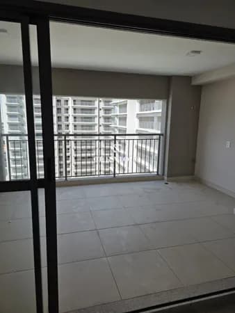 Apartamento à venda com 129 m², 3 suítes, varanda e 2 vagas no Tucuruvi, São Paulo.