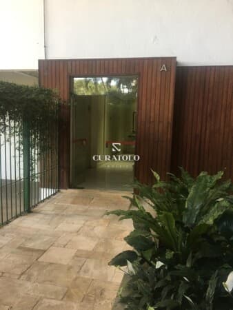 More bem em uma das regiões mais nobres de São Paulo, Pinheiros: Espaçoso apartamento de 3 Dorms com 2 banheiros e 1 Vaga ao lado da Estação Oscar Freire