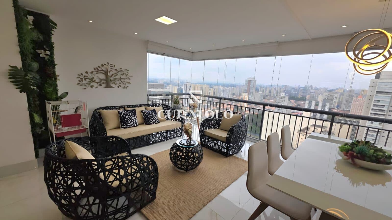 Apartamento com 123 m², à venda de 3 quartos no Parque São Jorge, São Paulo.
