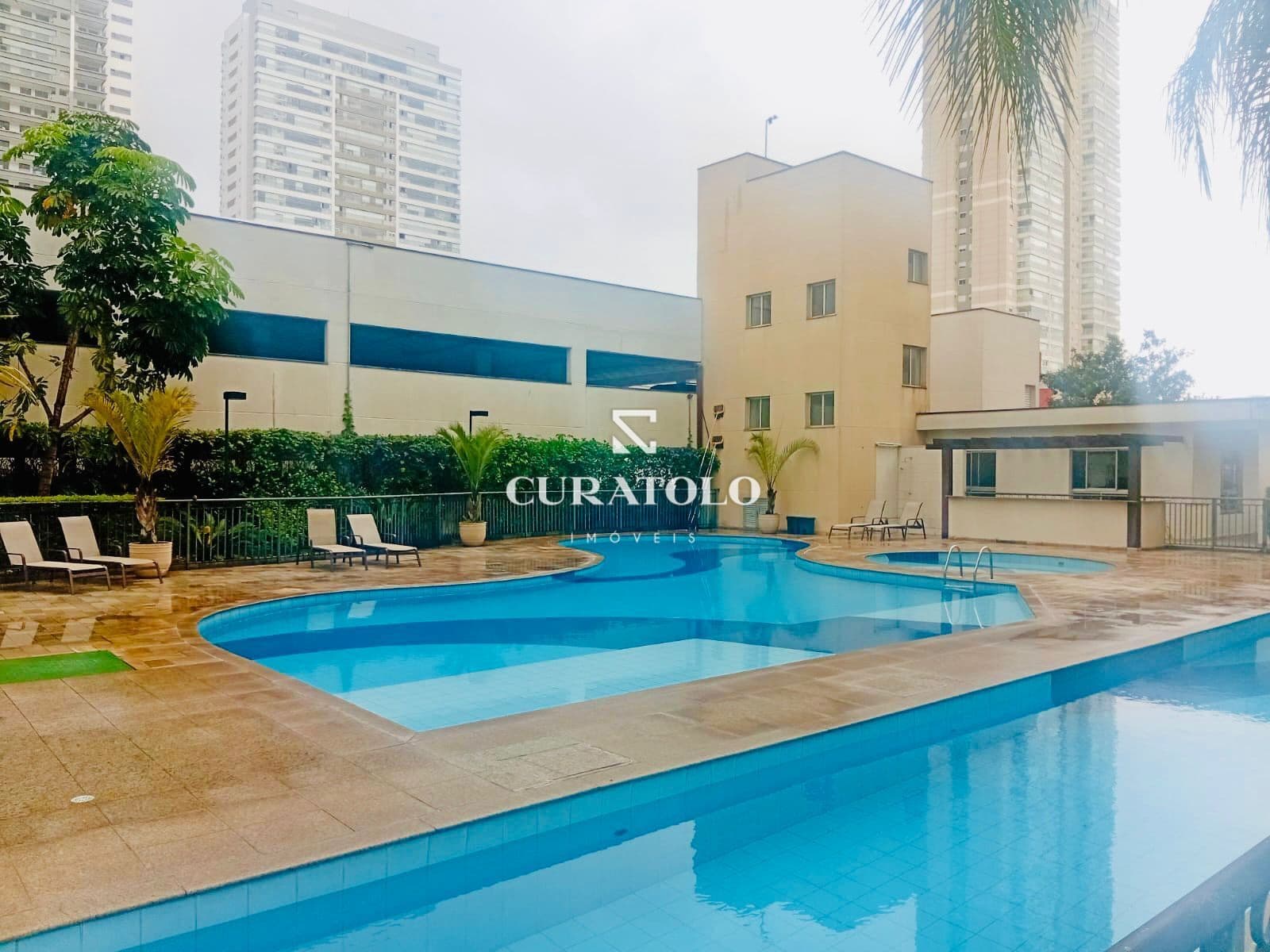 Apartamento à venda com 49 m², 2 quartos, vaga, Quarta Parada, São Paulo.