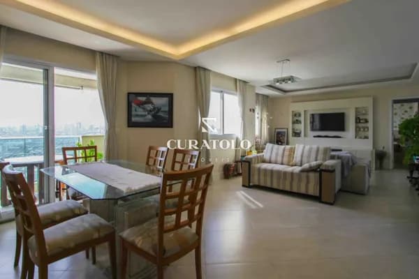 Apartamento à venda com 141 m², 3 suítes, varanda gourmet e 3 vagas na Vila Monumento, São Paulo.