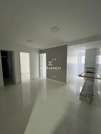Apartamento à venda com 37 m², 2 quartos e vaga em Santana, São Paulo.