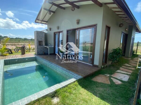 Casa em Taipu de Fora, apenas 600m da praia