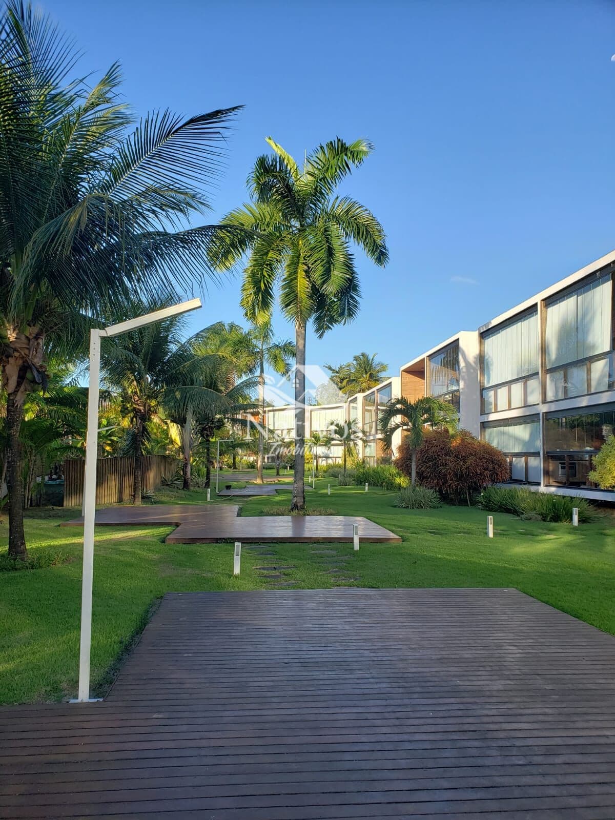 Apartamento em condomínio de alto padrão beira mar