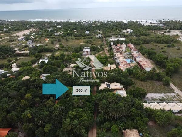 Lote arborizado de 300m² apenas 500m da praia de Taipu de Fora