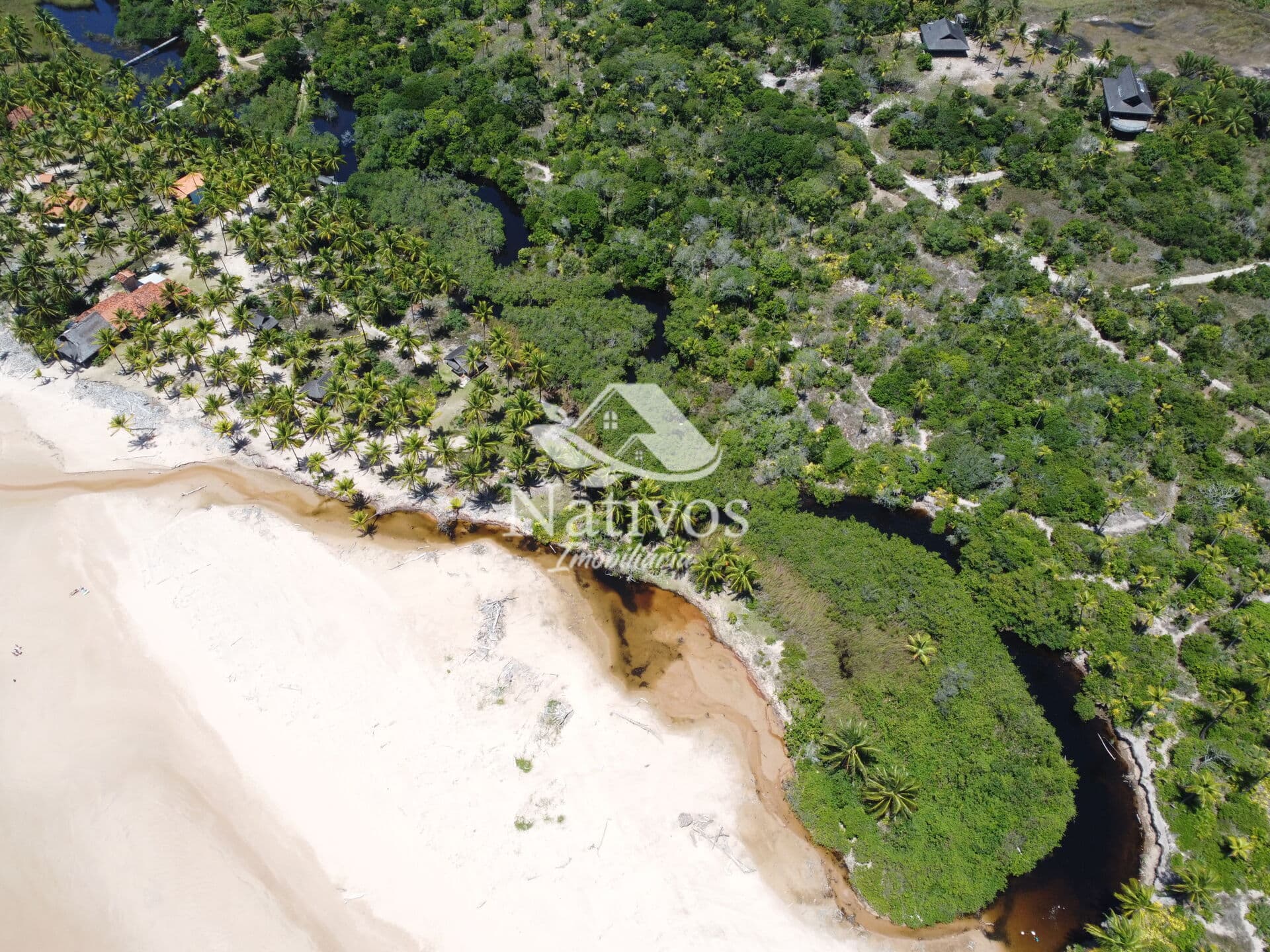 Terreno exclusivo pé na areia com 14.813m² e vista eterna para o mar!