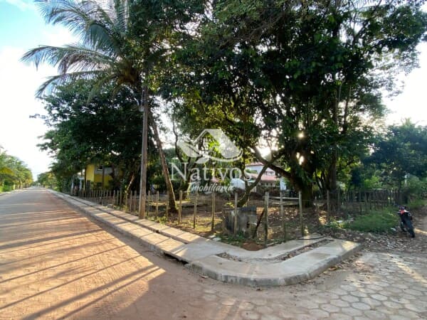 Lote de esquina com 1.160m²