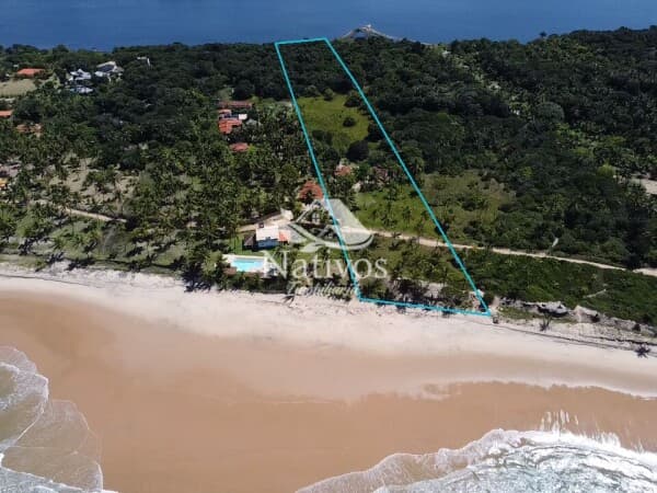 Área na praia do Cassange com 50m frente mar