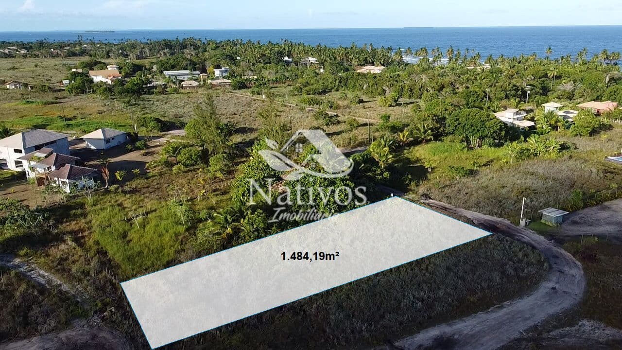 Terreno com 1.484,19m² apenas 350m da praia