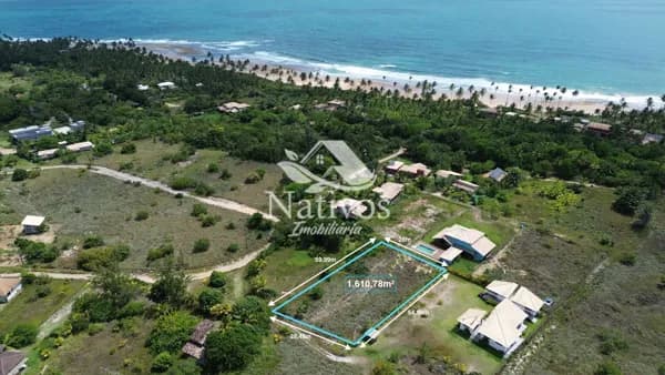 Lote com 1.610m² no loteamento Vila Angélica