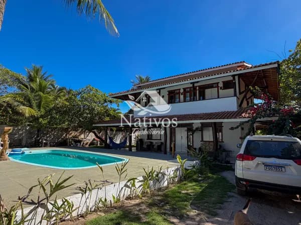 Casa sobrado na praia da Bombaça