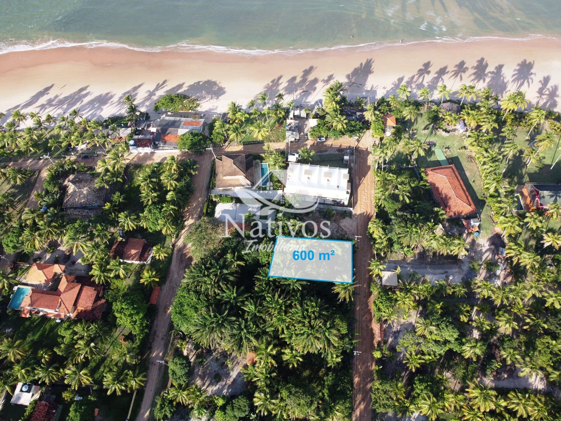 Lote na praia de Algodões a 90m da praia