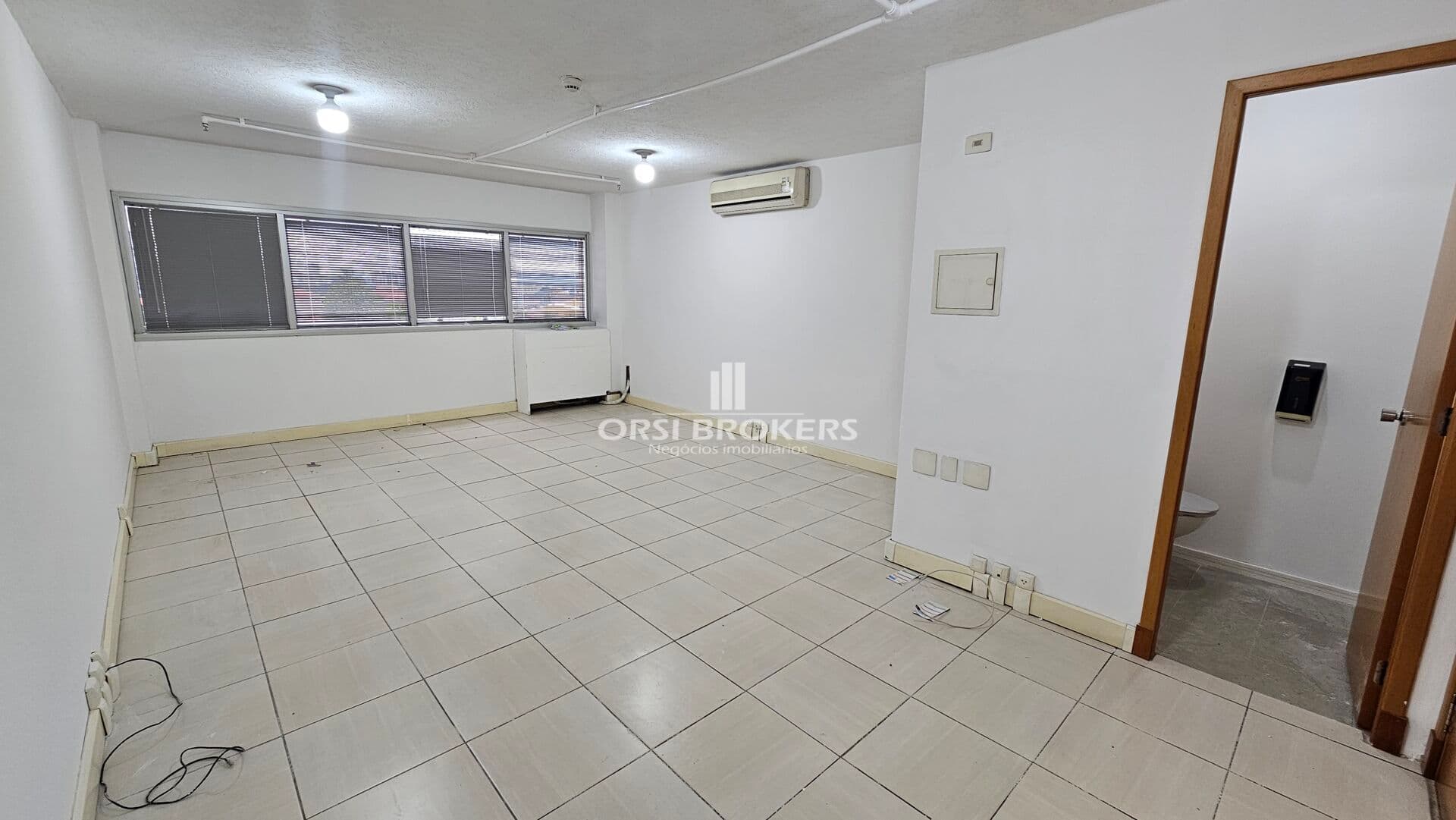 Sala Comercial 39m² - GREEN OFFICE JAGUARÉ