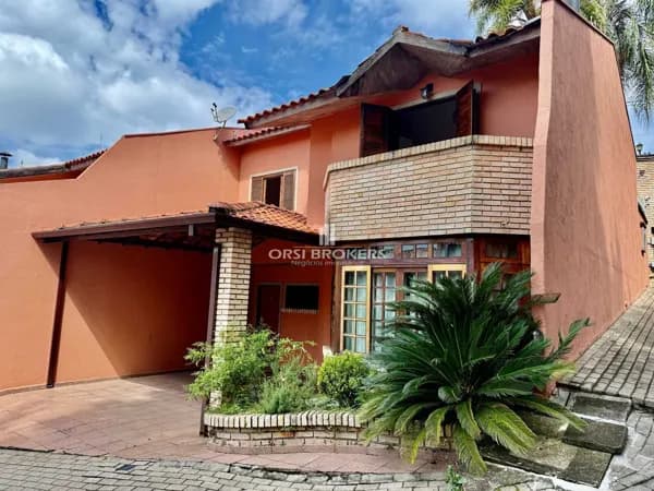 Sobrado em Condomínio 180m² - Moradas da Granja