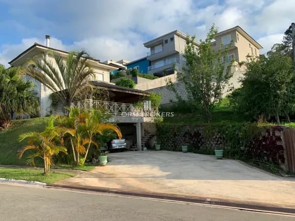 Sobrado 415,00m² - Condomínio Village Los Angelas