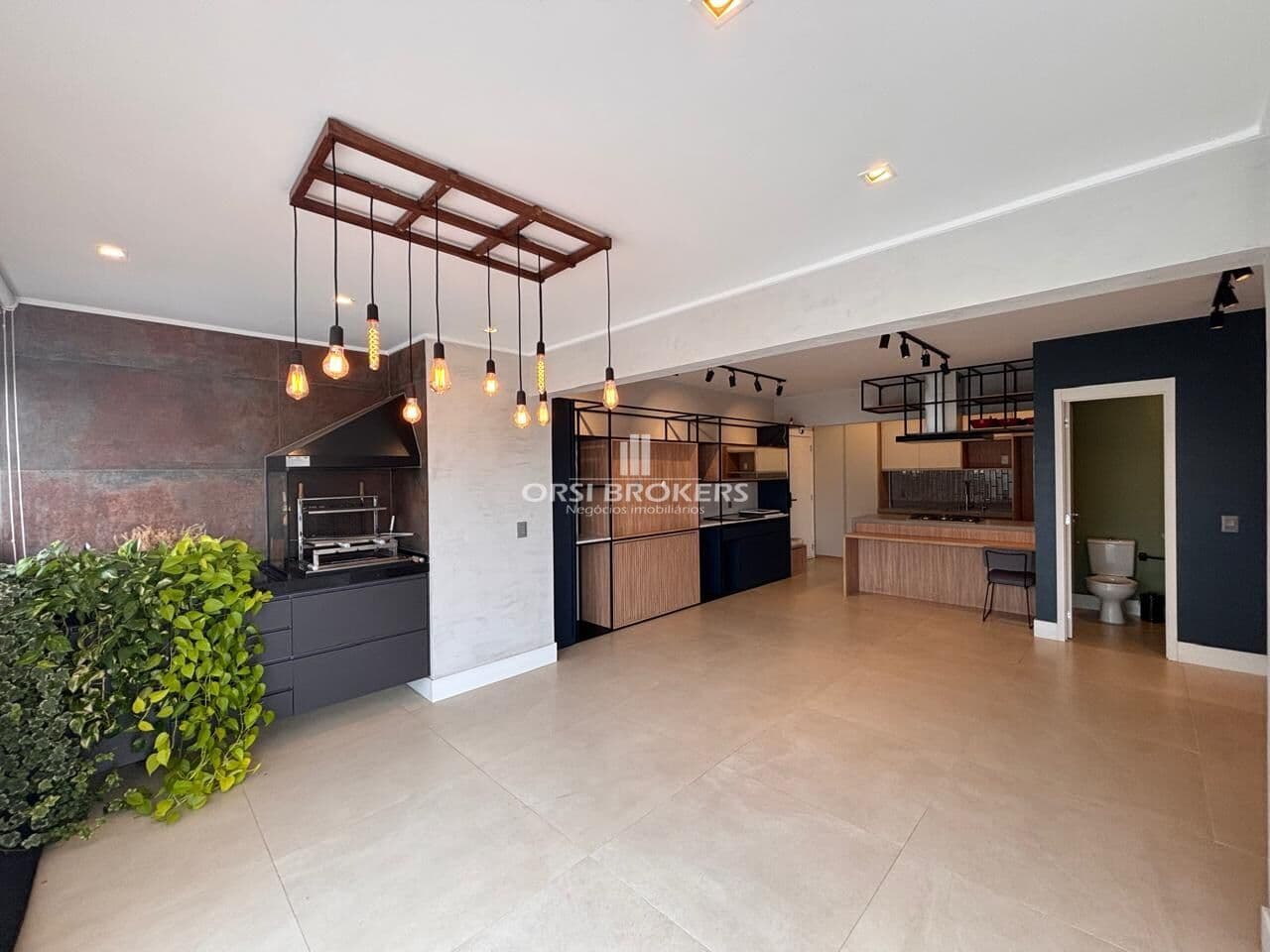 Apartamento em Cidade São Francisco, São Paulo/SP