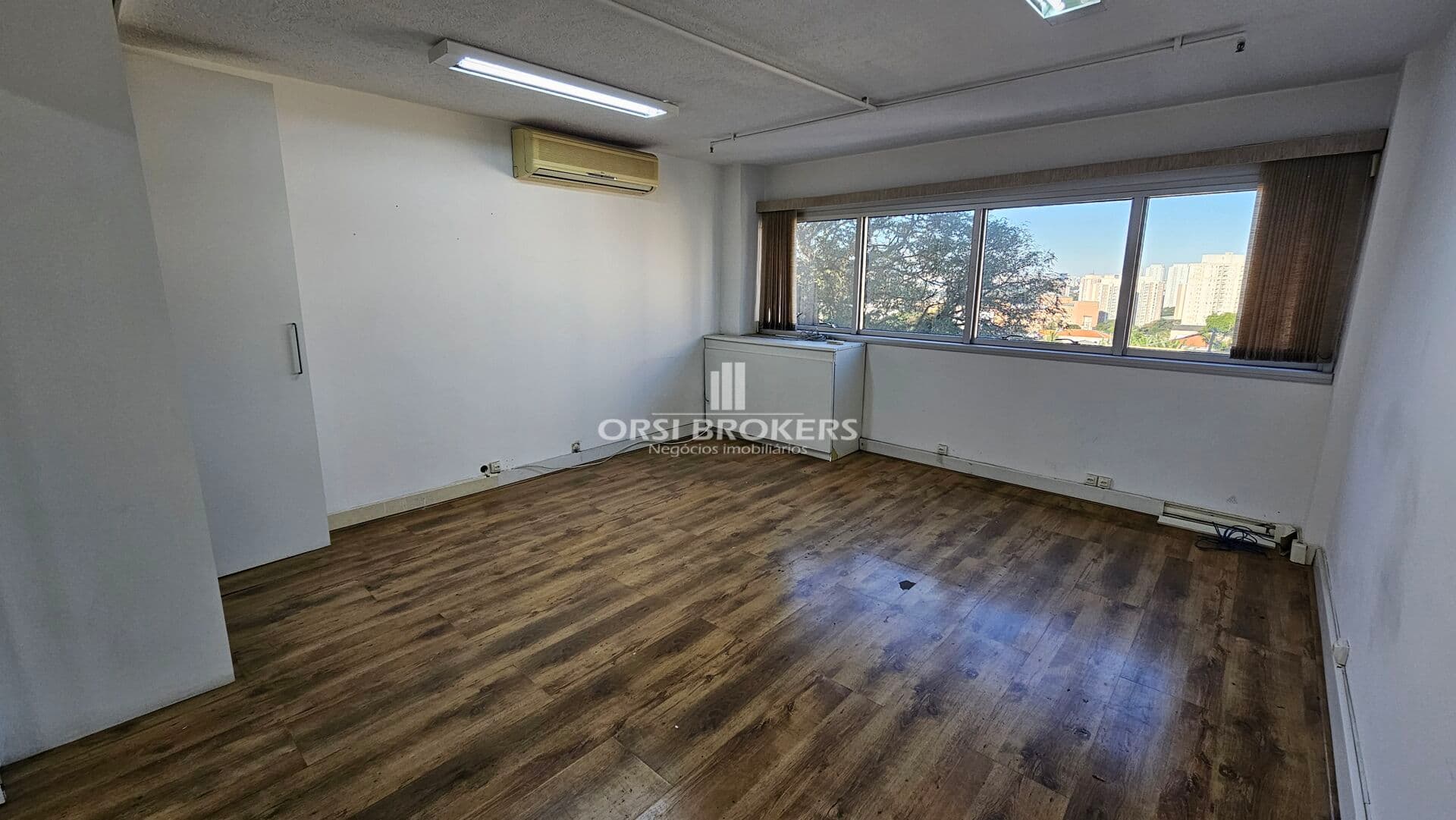 Sala Comercial 39m² - GREEN OFFICE JAGUARÉ