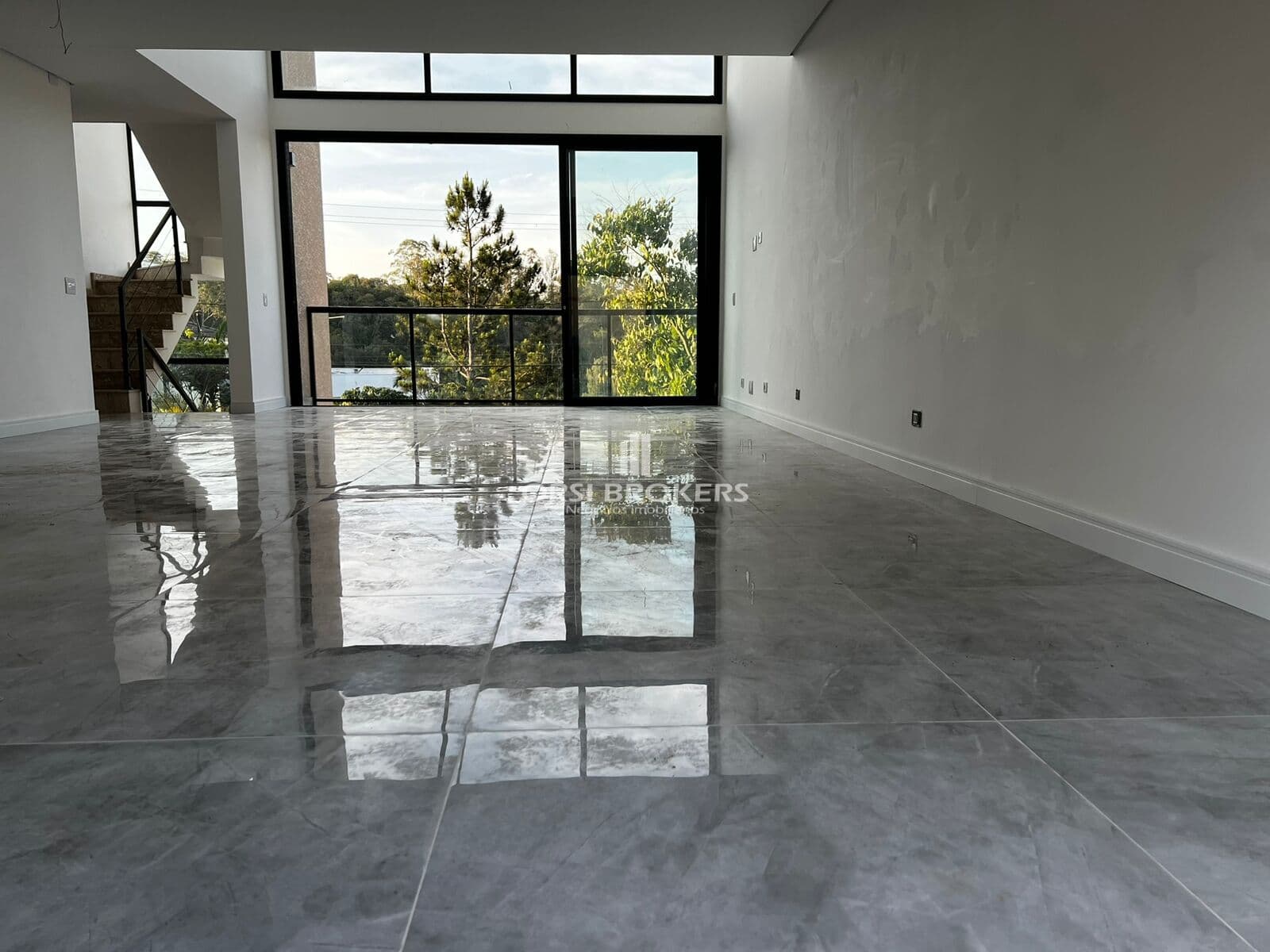 Sobrado em Condomínio 226m² - RESERVA VALE VERDE