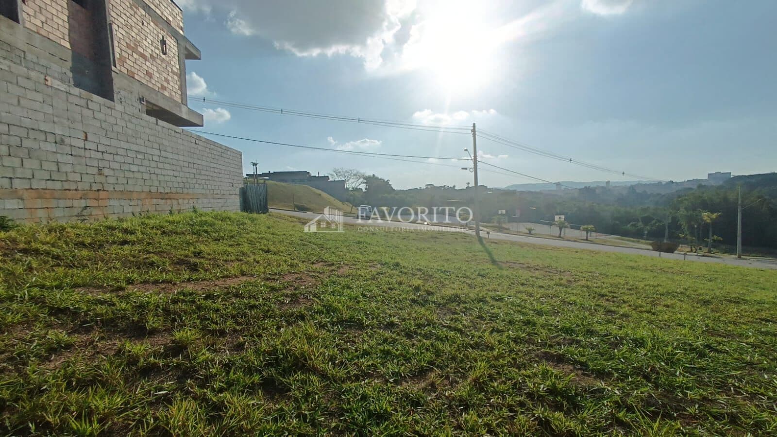 Terreno à venda no Condomínio Alto do Sion em Atibaia/SP