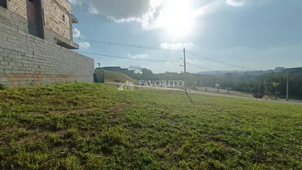 Terreno à venda no Condomínio Alto do Sion em Atibaia/SP