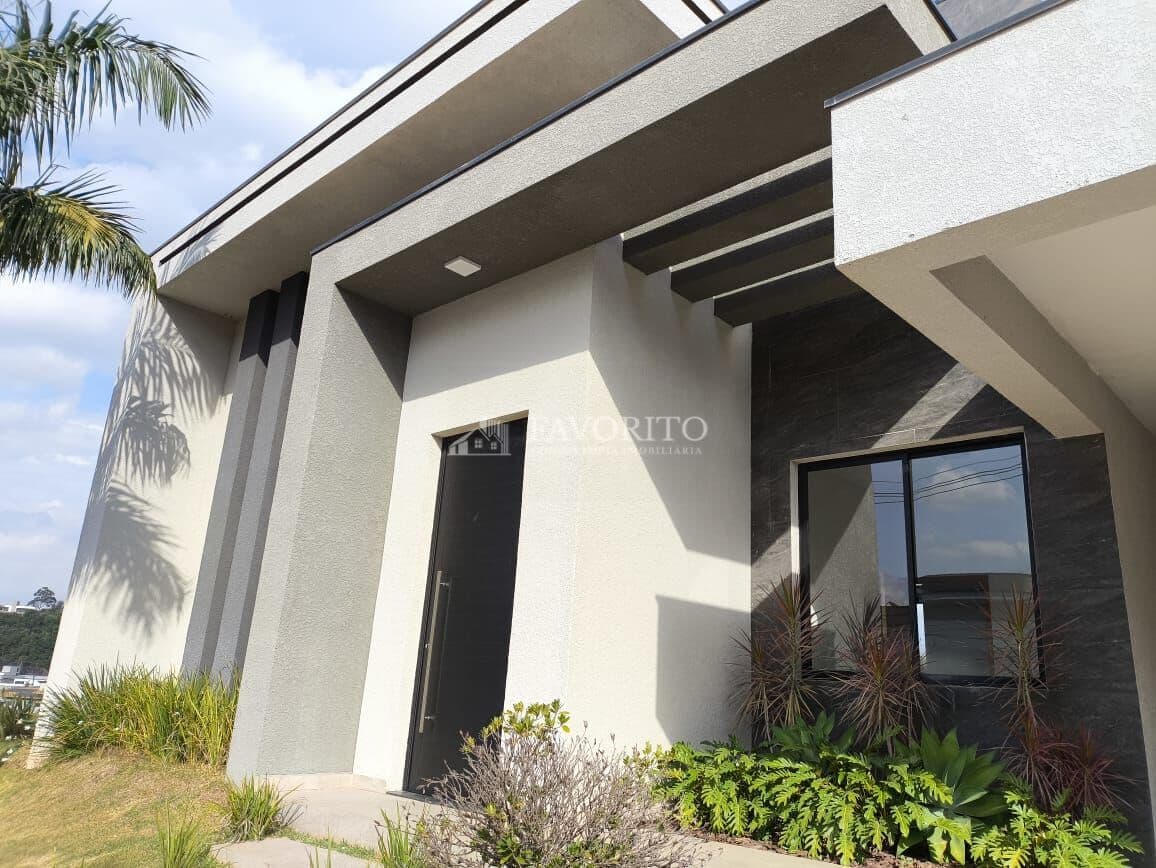 Casa térrea em Condomínio à venda em Atibaia/SP