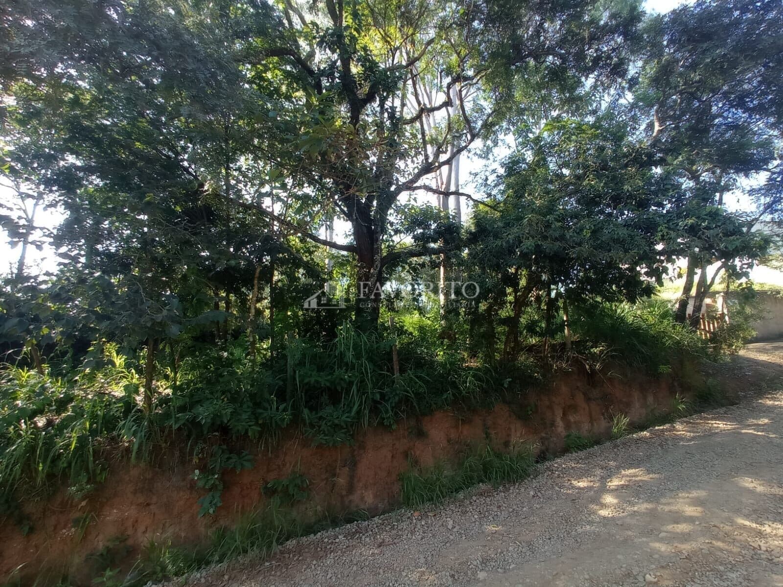 Terreno à venda no Jardim Estância Brasil em Atibaia/SP