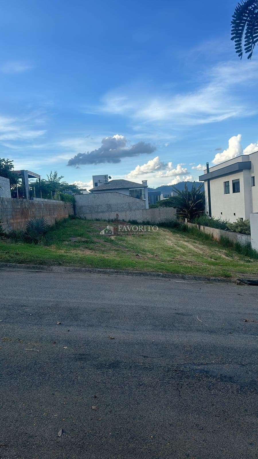 Lote/Terreno em Atibaia - Condomínio Residencial Reserva Ecológica Atibaia