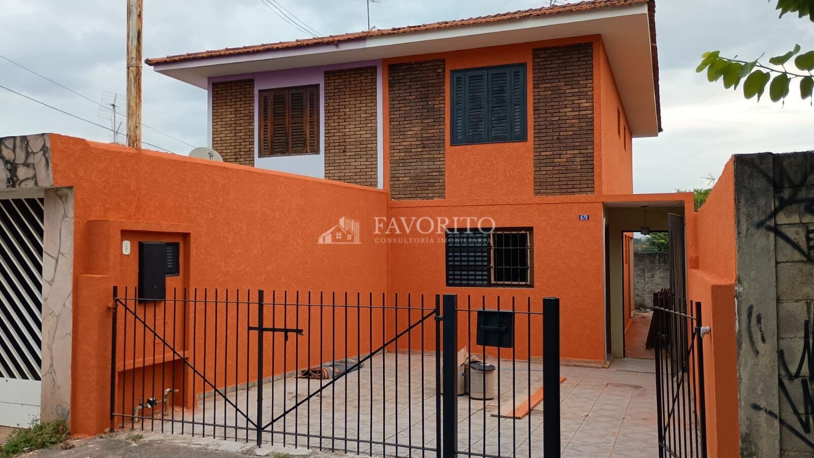 Casa Residencial/Comercial em excelente localização
