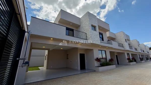 Casa em Condominio Village