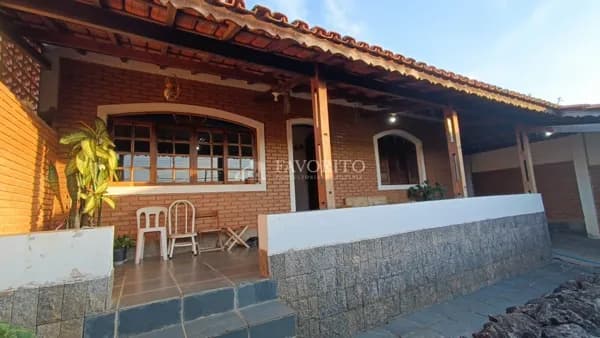 Casa 3 dormitórios em Atibaia, SP