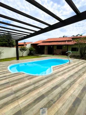 Casa Usada de 2 Quartos à Venda no Jardim Atlântico, Itaipuaçu, Maricá/RJ: Conforto e Lazer por R$ 780.000,00
