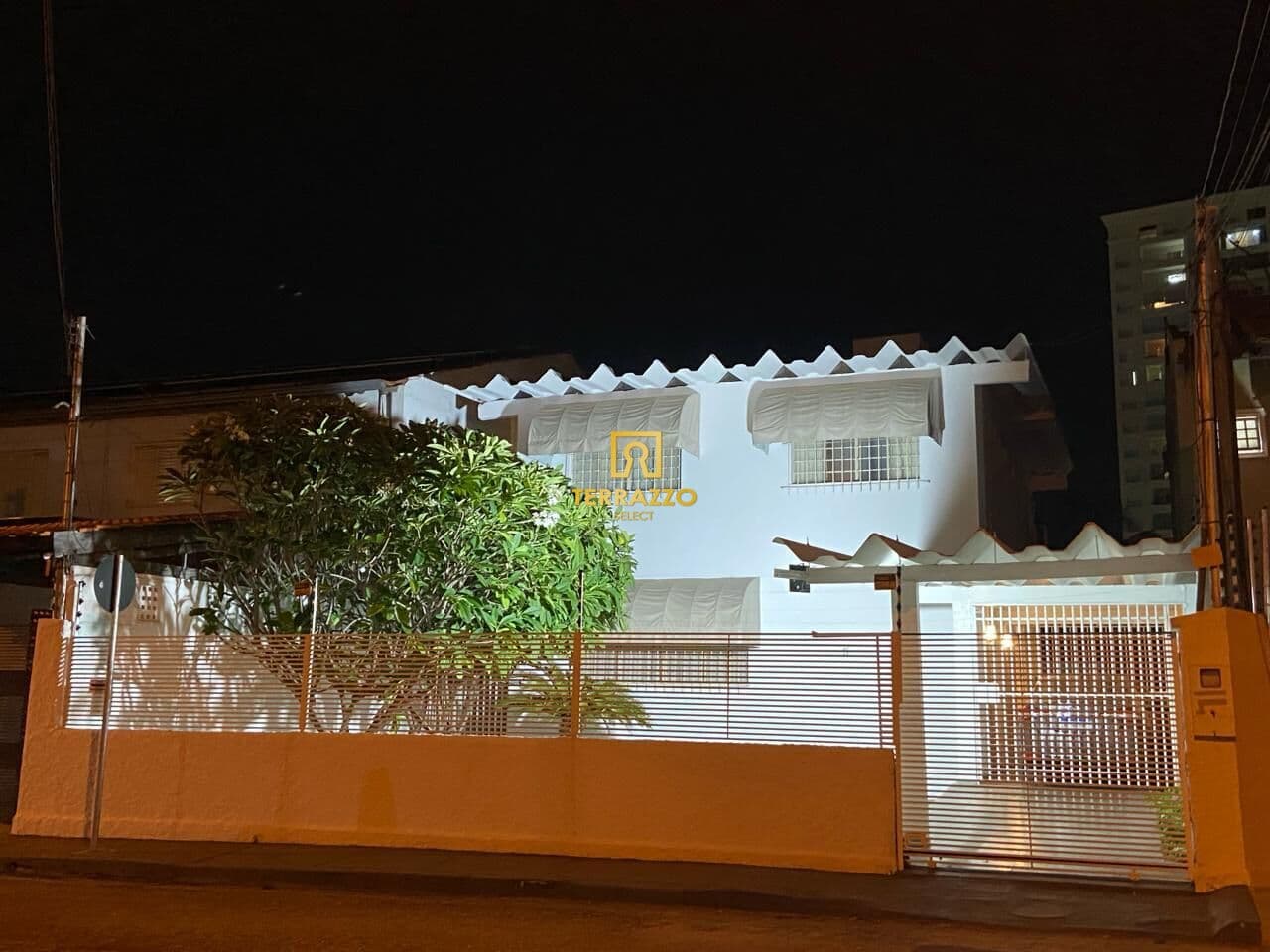 Sobrado à Venda no Jardim Petrópolis – Cuiabá/MT