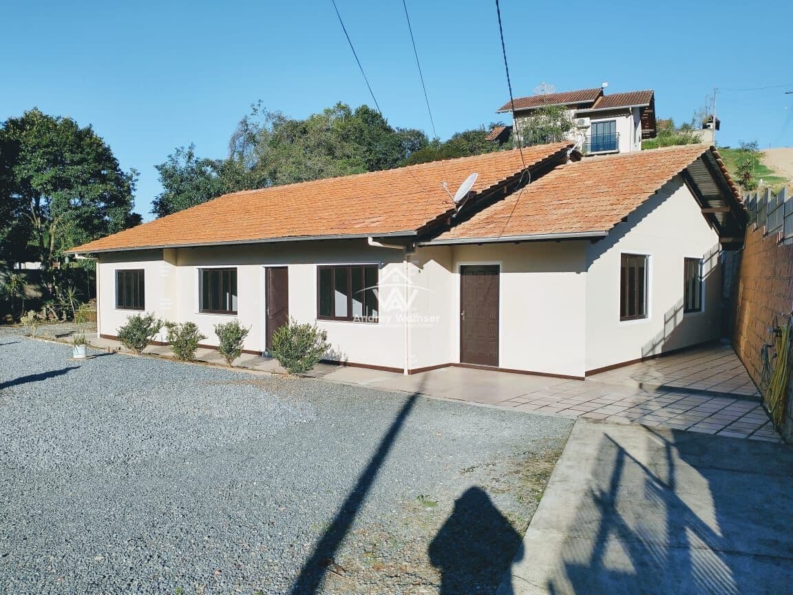 Casa no Bairro Araponguinhas