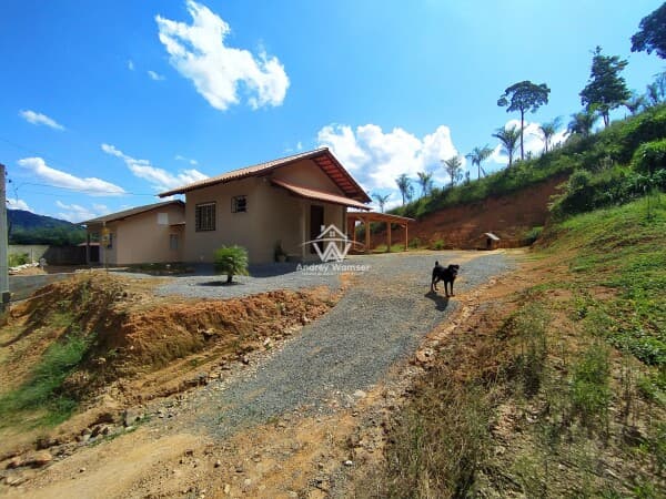 Casa em Rio dos Cedros - Cruzeiro