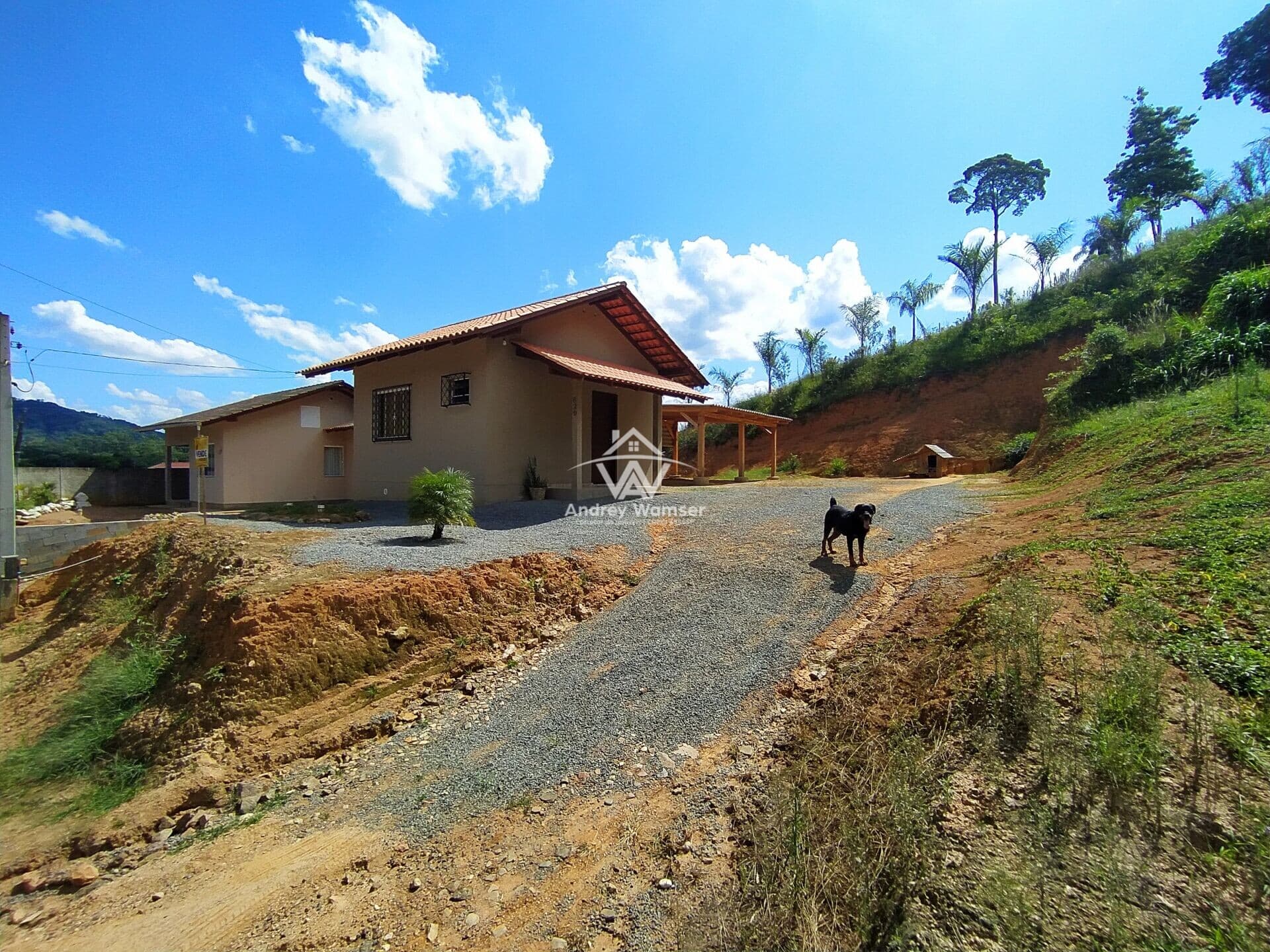 Casa em Rio dos Cedros - Cruzeiro