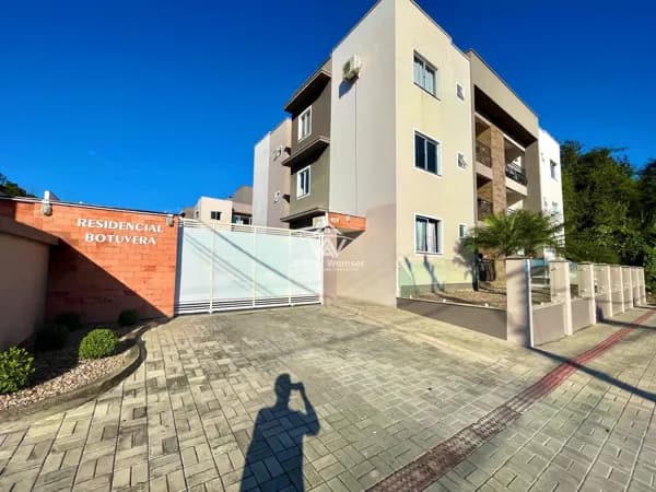 Apartamento no Bairro Vila Germer