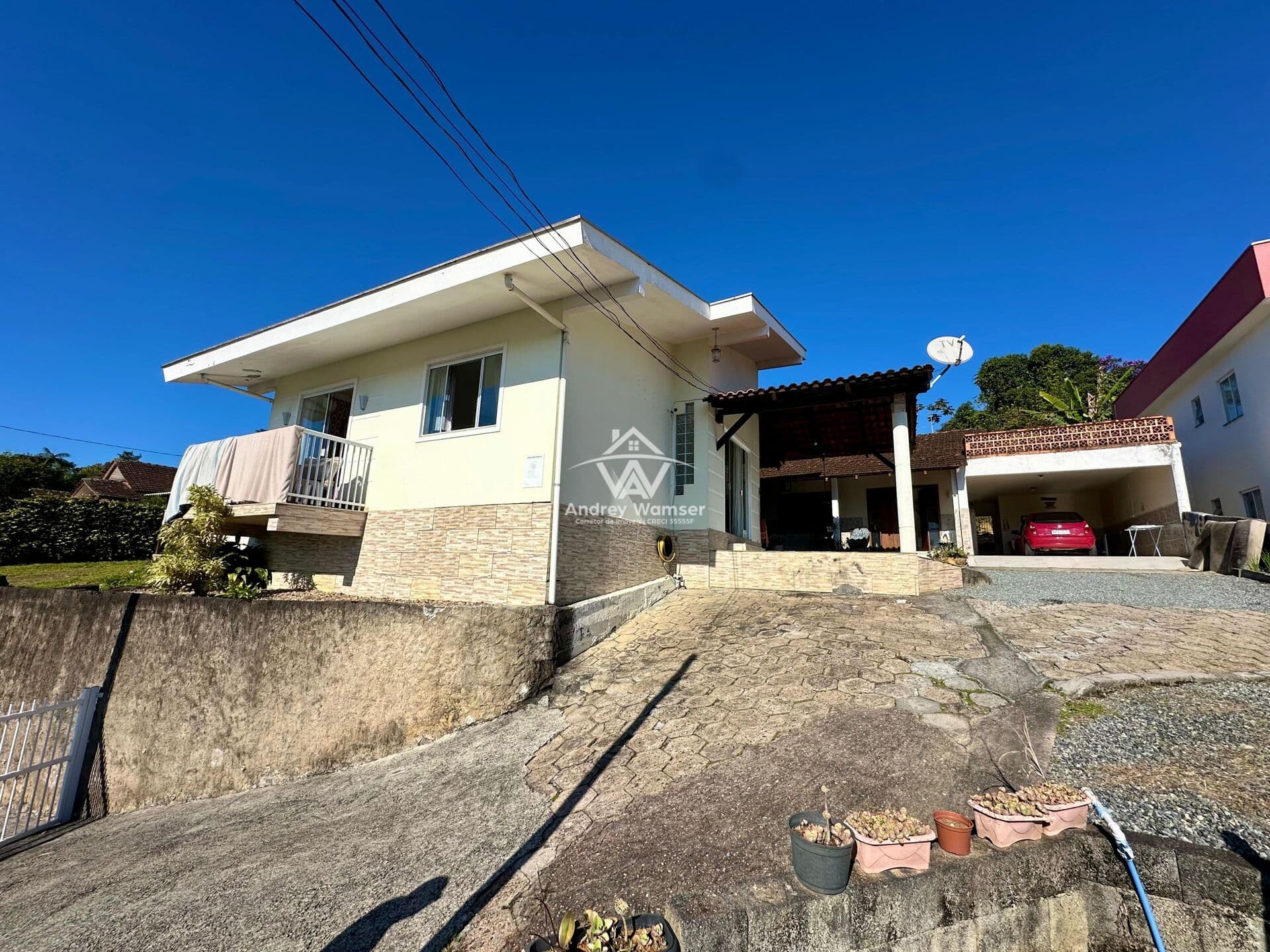 2 casas à venda no Bairro Imigrantes