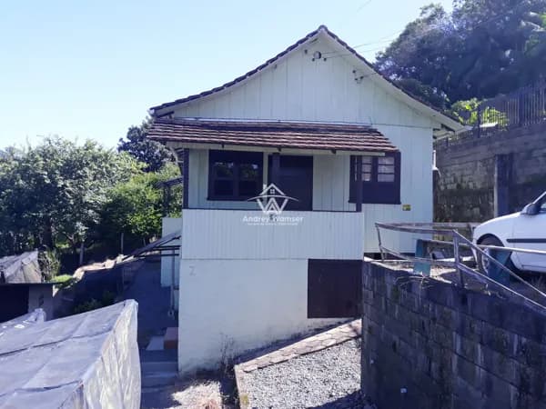 Casa no Bairro das Caítais