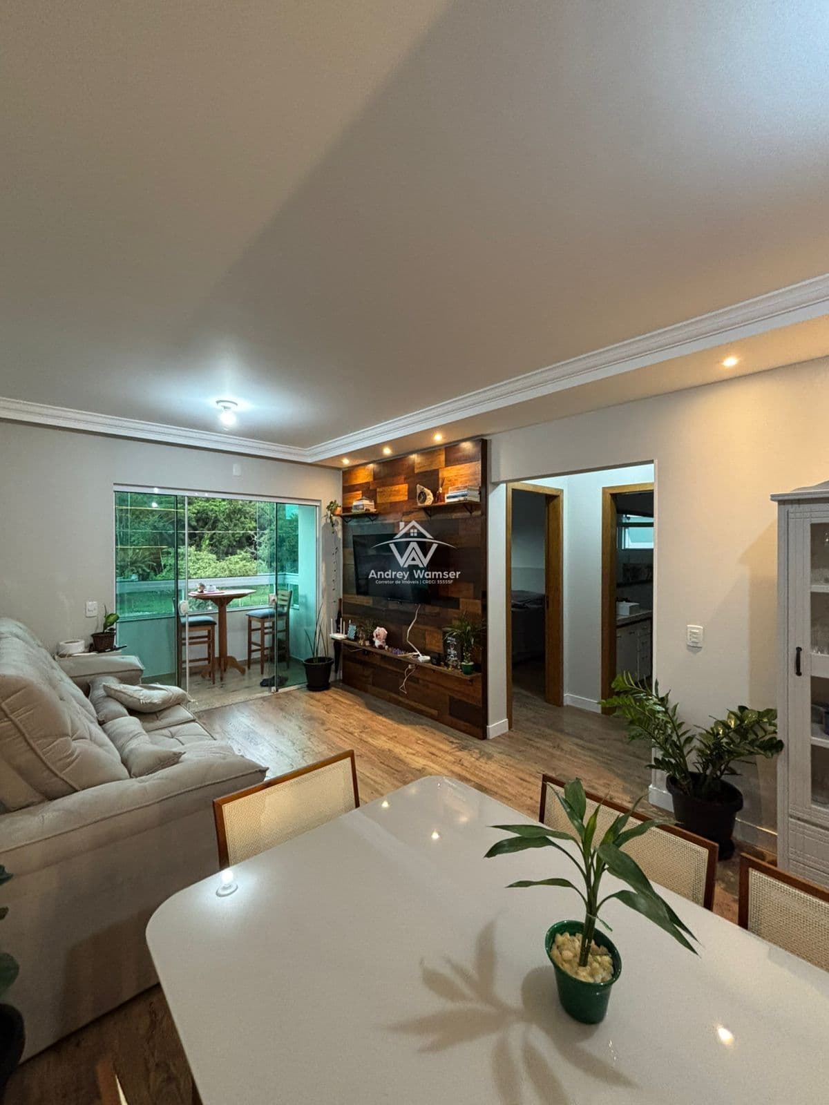 Apartamento semimobiliado à venda no Bairro das Nações em Timbó