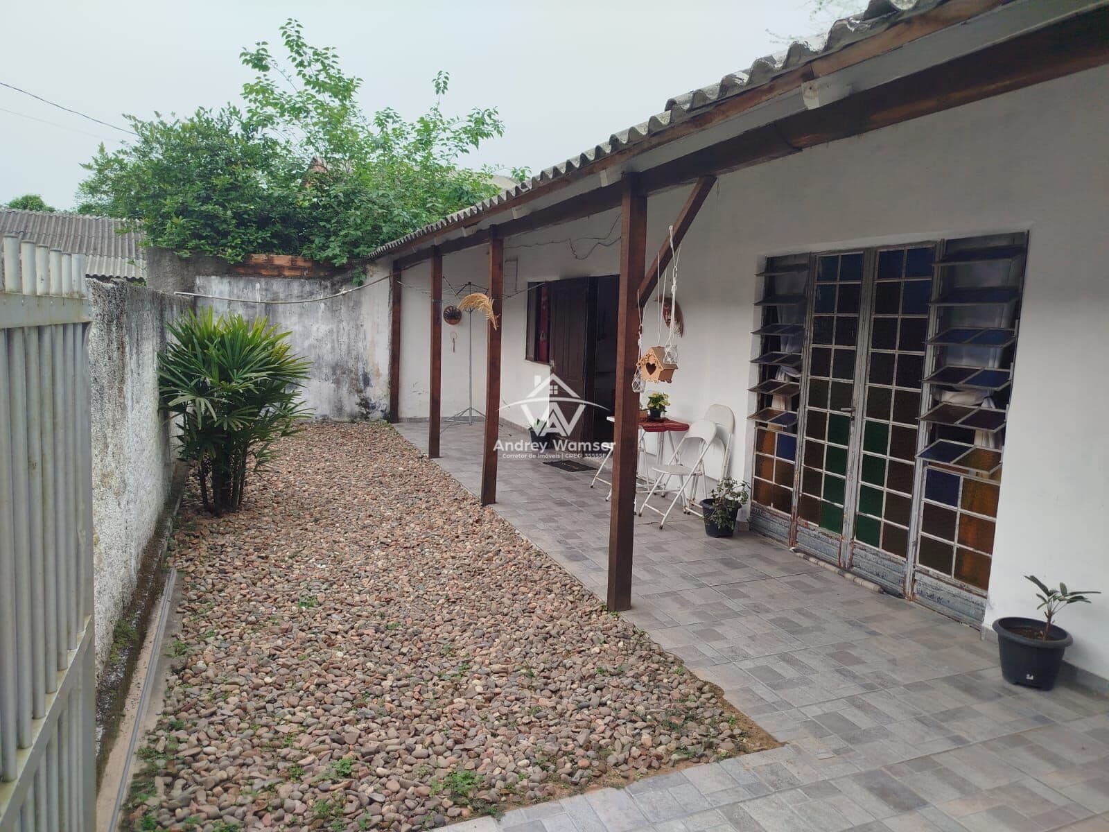 Casa no contrato à venda no Bairro Dona Clara