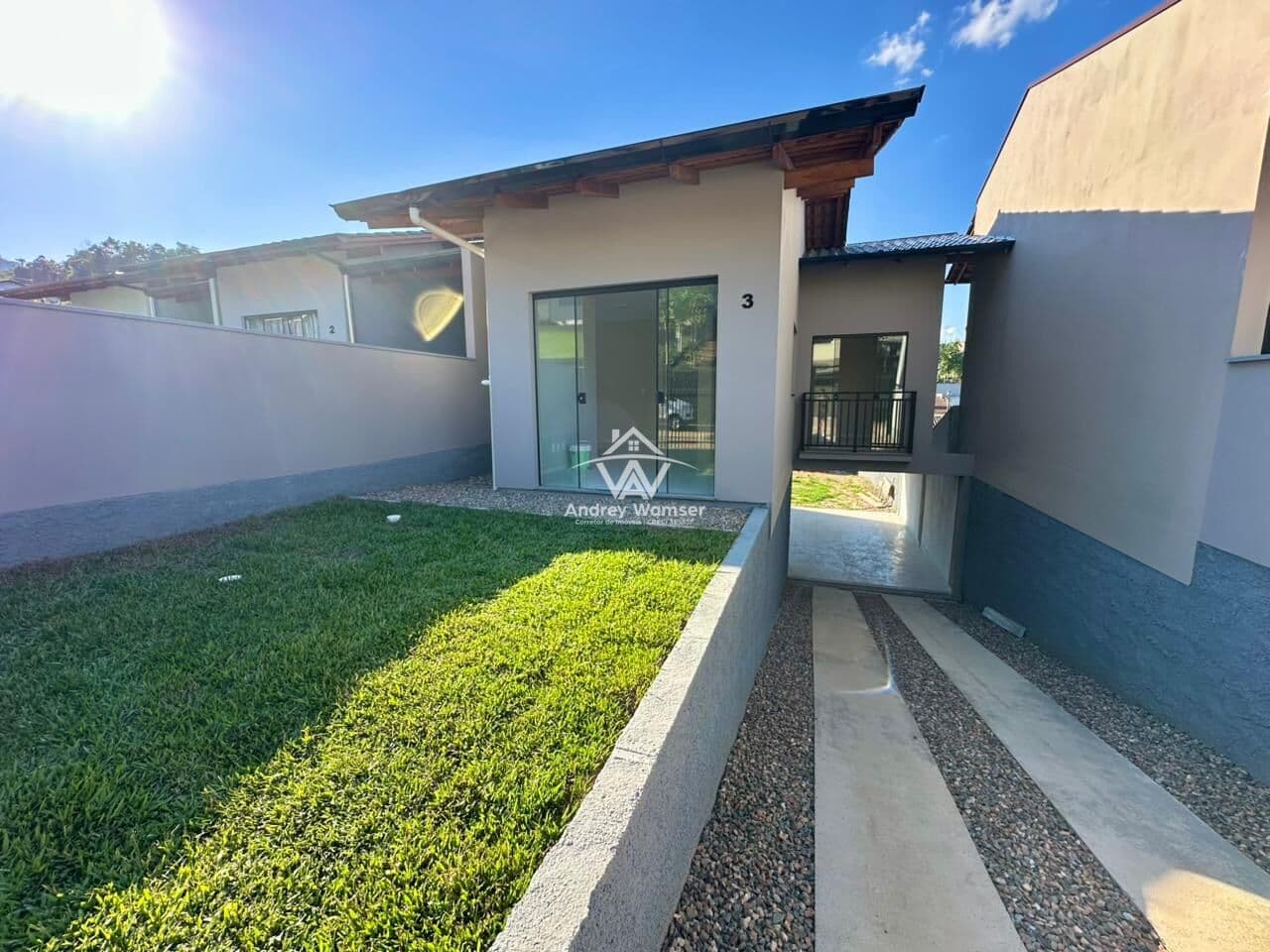 Casa nova à venda no Bairro dos Estados