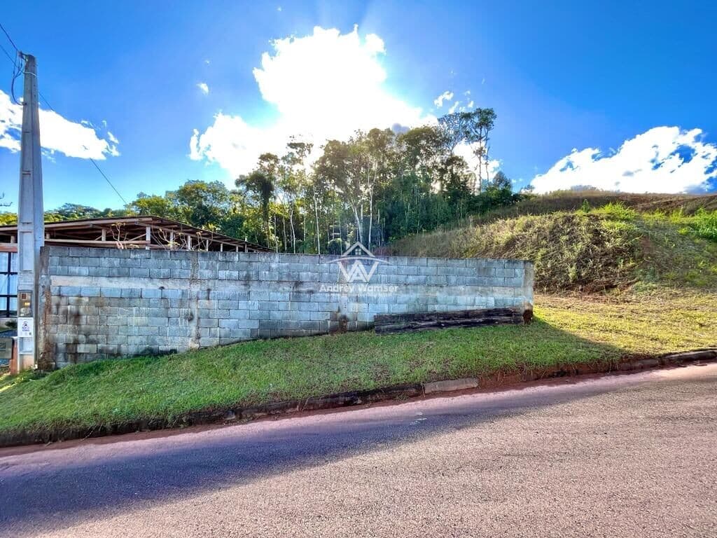 Terreno no loteamento Jardim América