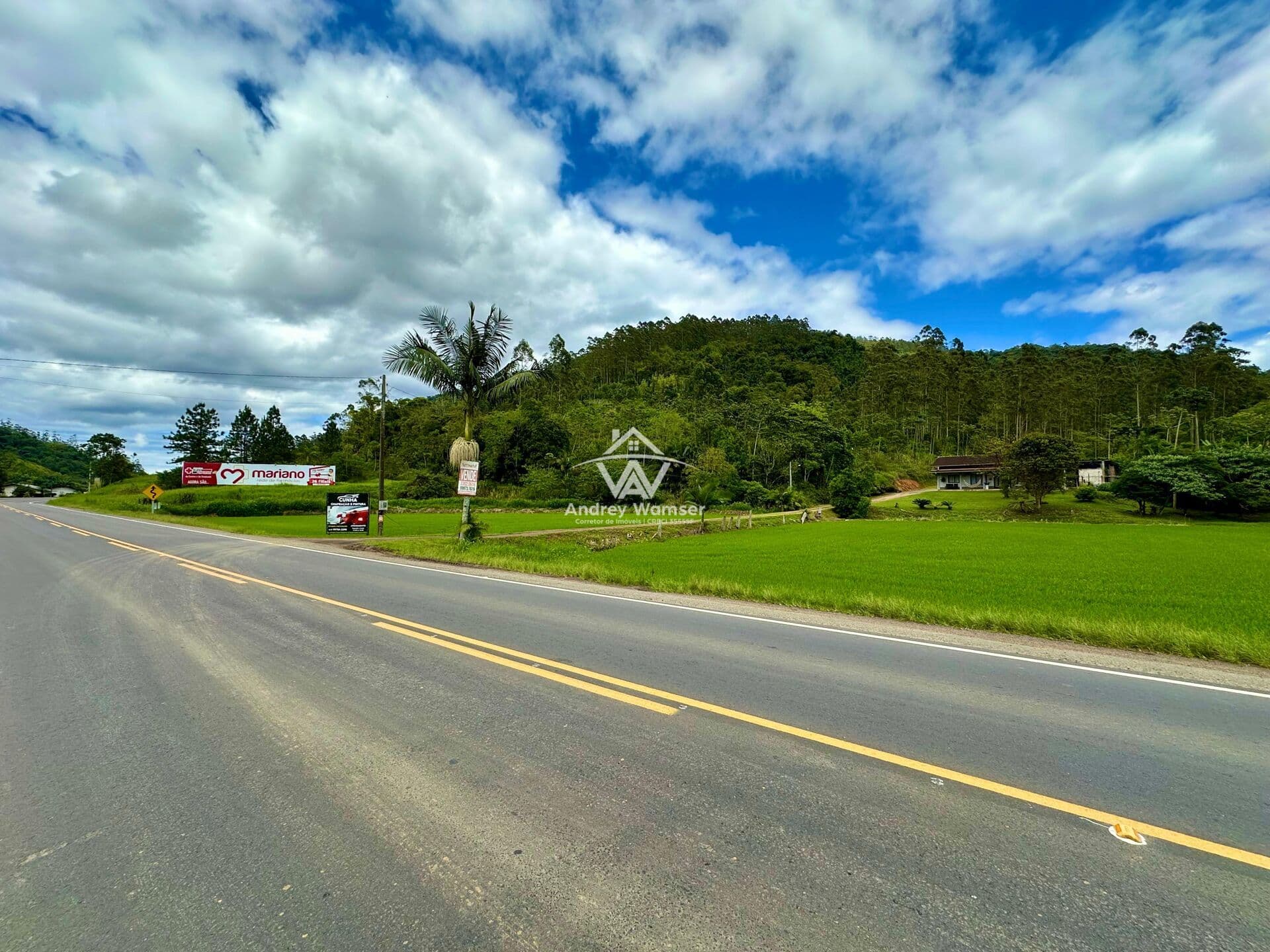 Terreno com potencial comercial em Rodeio