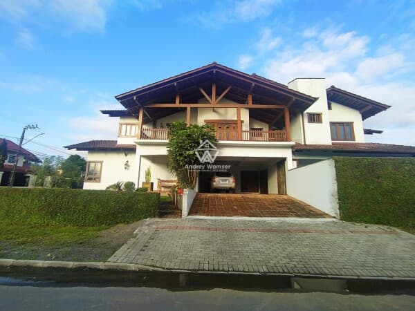Casa Colonial no Bairro das Nações em Timbó