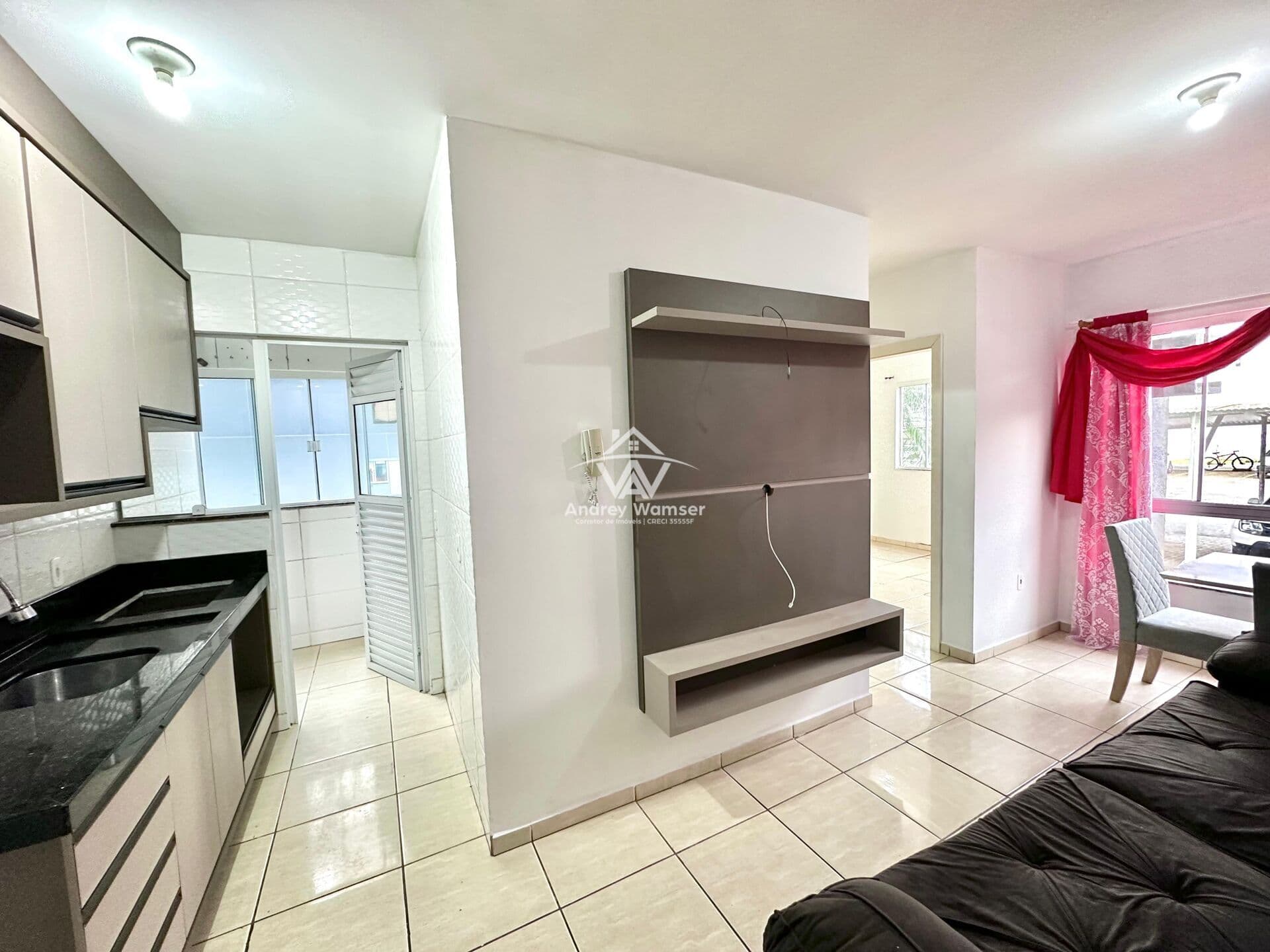 Apartamento no Bairro das Capitais